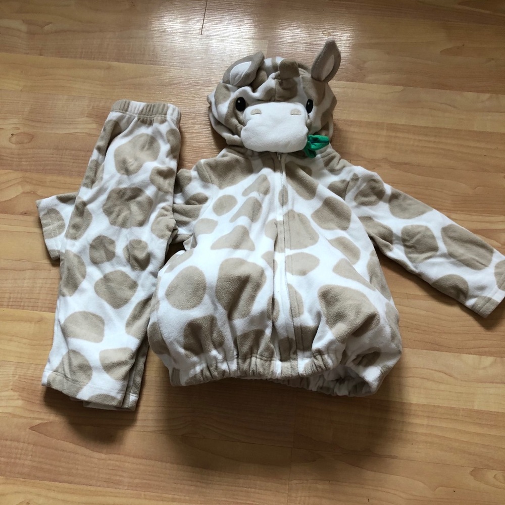 Giraffe costume